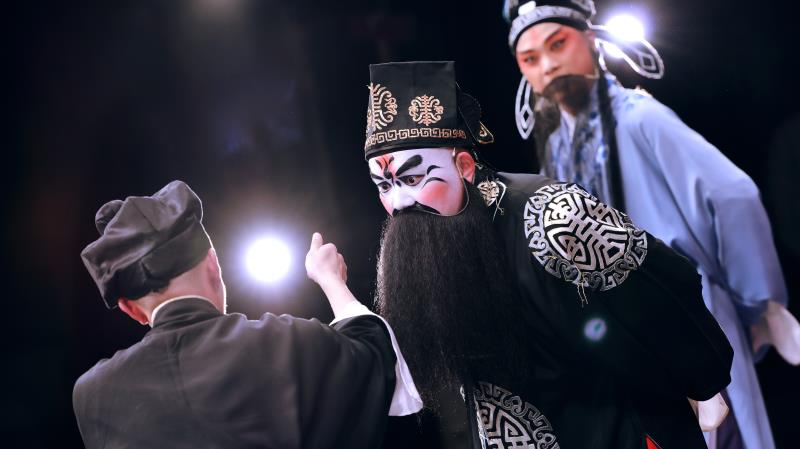 《侦戏》
