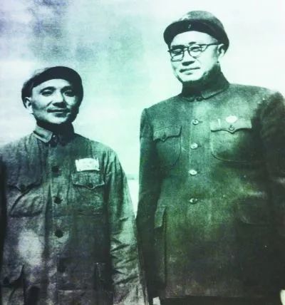 邓小平与刘伯承在南京解放初期
