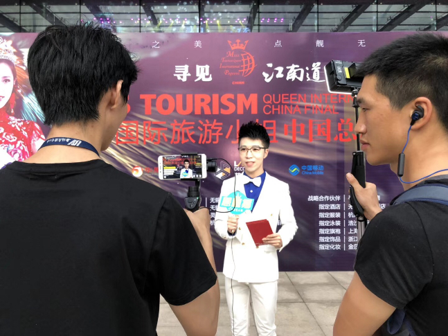 台上台下 台前幕后↑↑