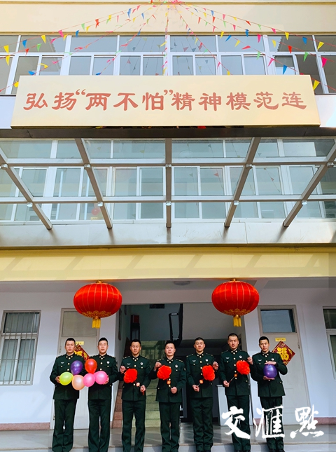 大年三十上午,交汇点记者走访了陆军第71集团军某旅王杰班。 大年三十上午,交汇点记者走访了陆军第71集团军某旅王杰班。