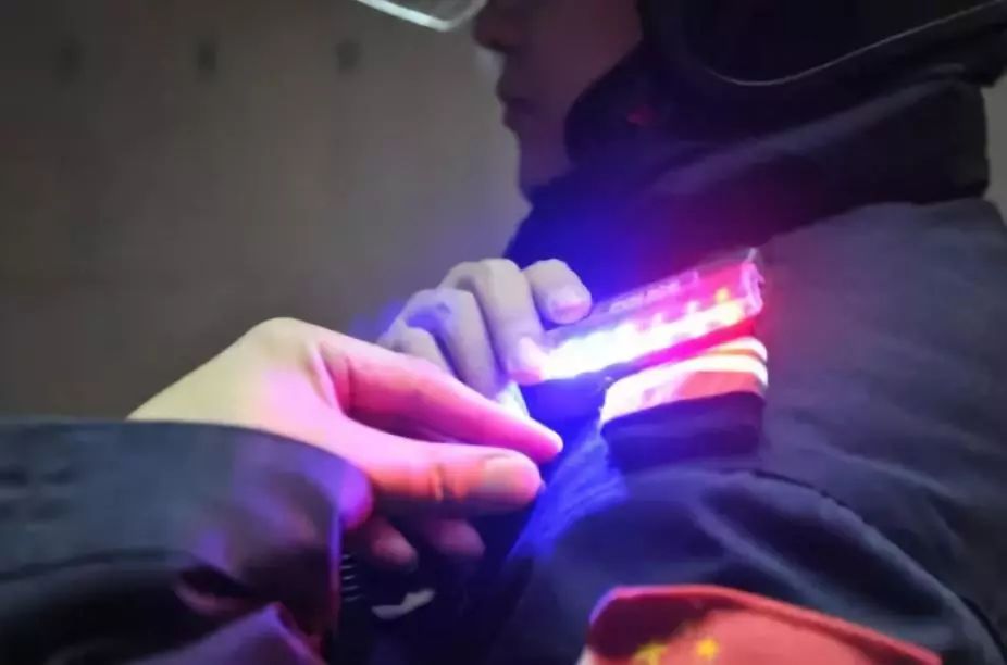 增设袭警罪!这些代表委员集体发声!