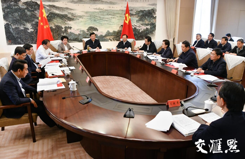 5月5日，省委常委会召开会议。交汇点记者 肖勇/摄