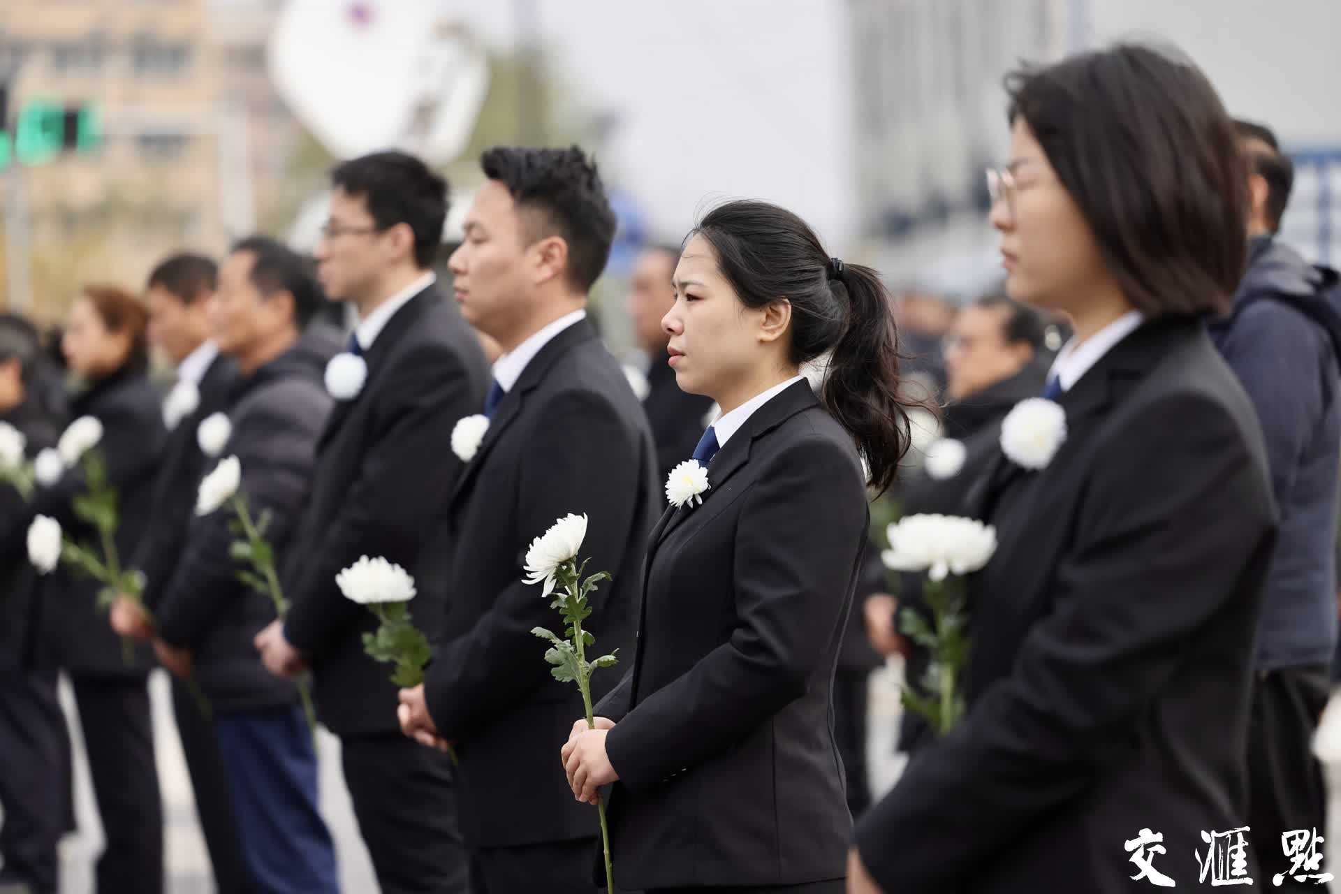 侵华日军南京大屠杀遇难同胞中山码头丛葬地的悼念现场。 新华日报·交汇点记者 陈俨/摄