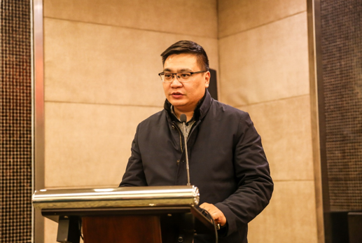 市网络文化协会第一届理事会会长的江苏龙虎网董事长,总编辑李冀发言