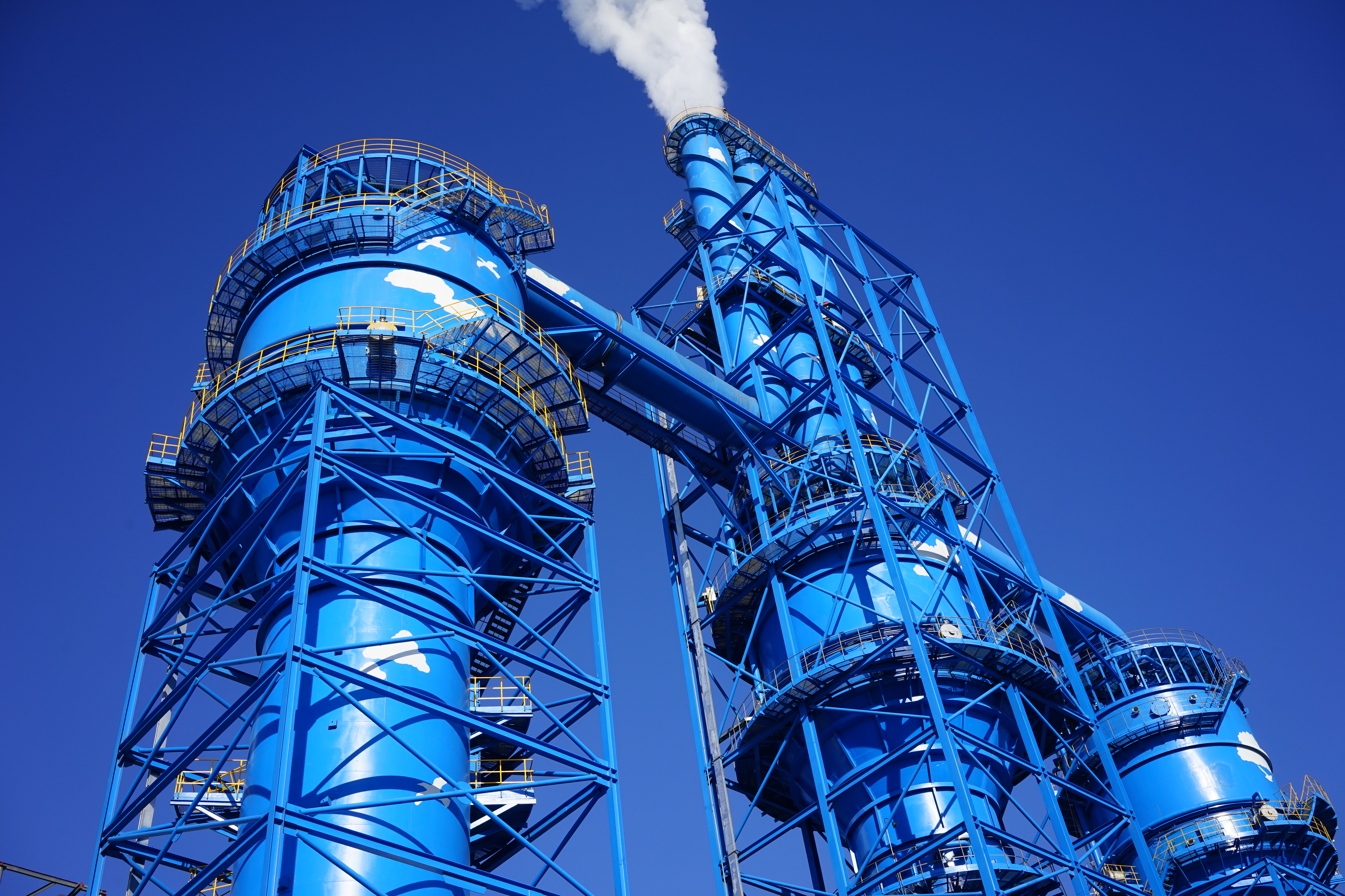 长江热能有限公司的烟囱实现超低排放