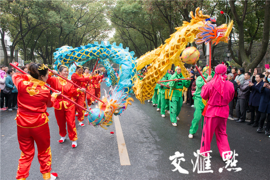 "三月三,蚂蚁上高山 无锡惠山民俗庙会嗨翻"三月三"