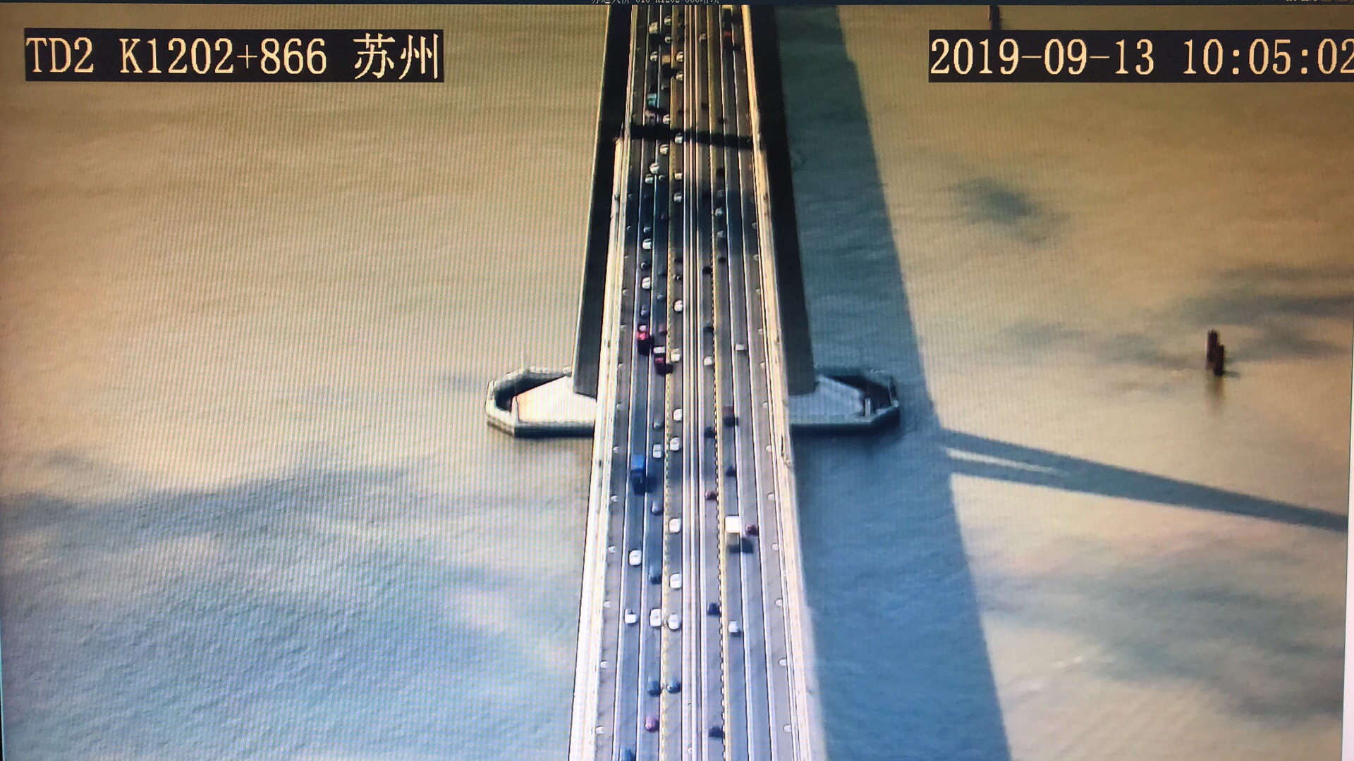 路况直播江阴大桥苏通大桥由南向北车流量较大