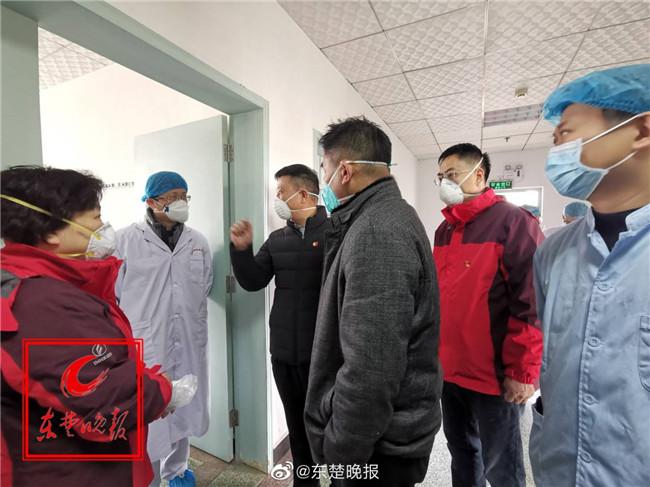 江苏医疗支援队奔赴黄石的第一天―― 马不停蹄，投入疫情防控的火热战斗