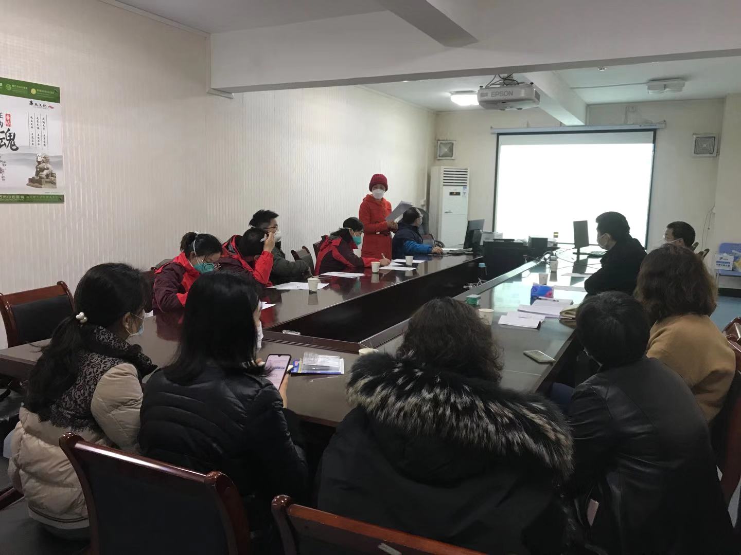 江苏医疗支援队奔赴黄石的第一天―― 马不停蹄，投入疫情防控的火热战斗