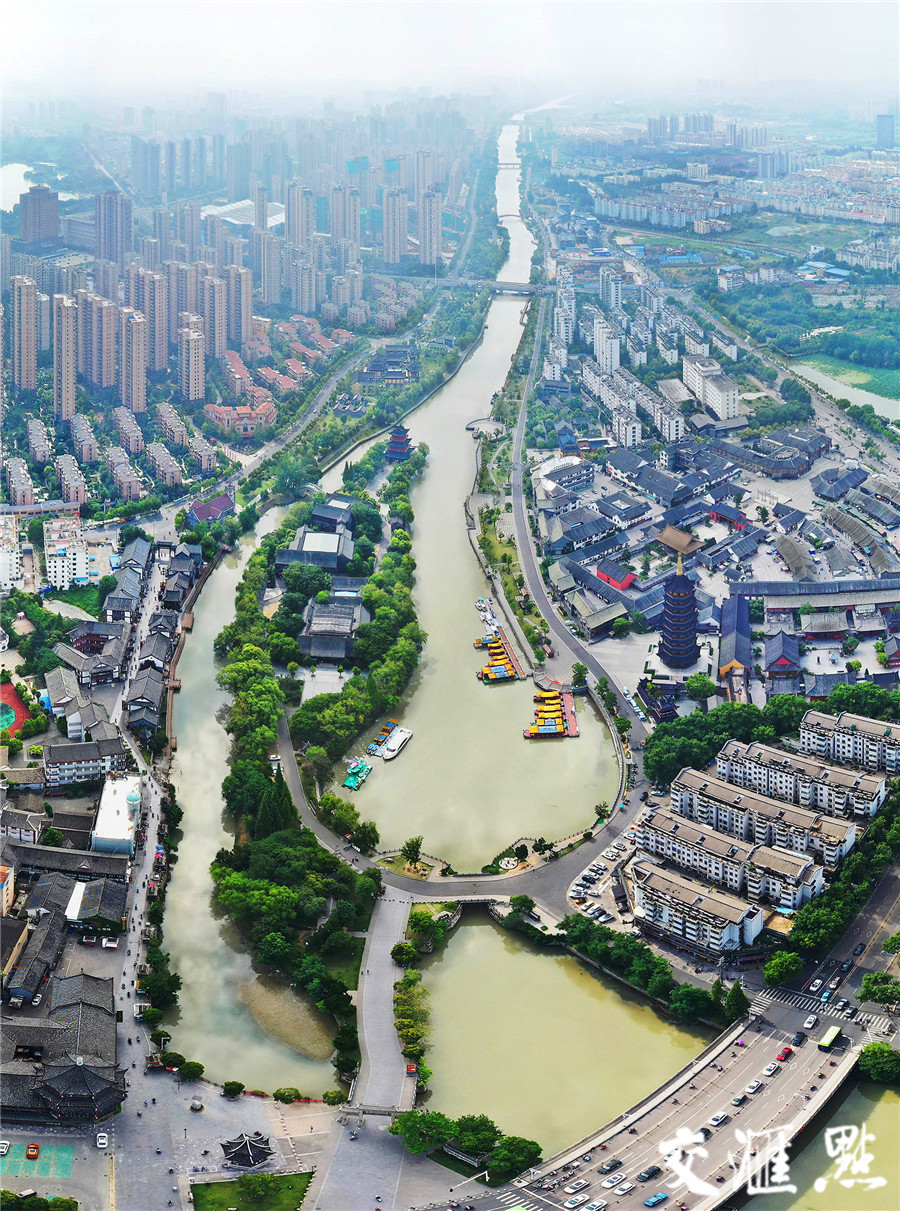 里运河畔的清江浦楼始建于清雍正七年，如今是淮安主城区重要的地标性建筑。李东平 摄