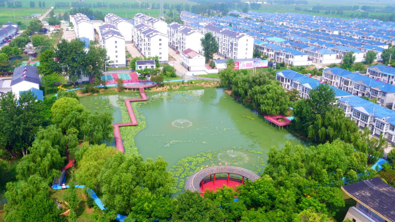 来源： 受访者供图  垫湖村集中居住区俯瞰图 