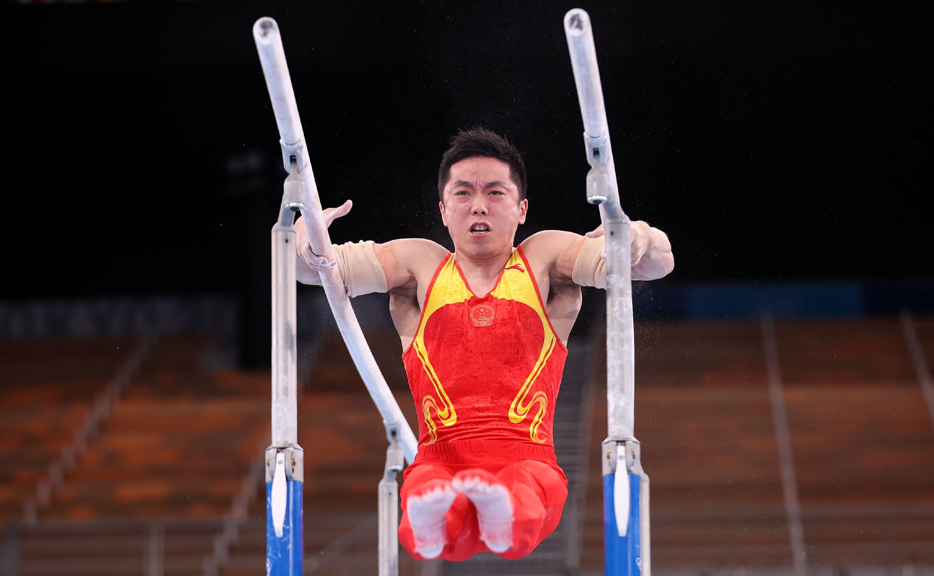 尤浩在体操男子资格赛中