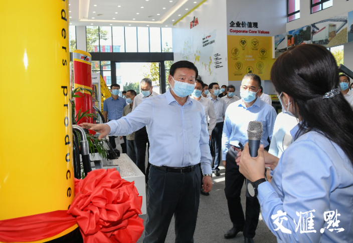 娄勤俭在扬州考察海沃机械(中国)有限公司。