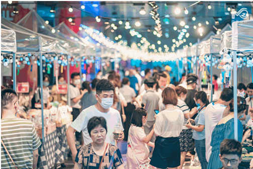 创意市集人潮涌动