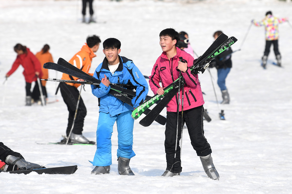 淮安古运河滑雪场 万程鹏/摄