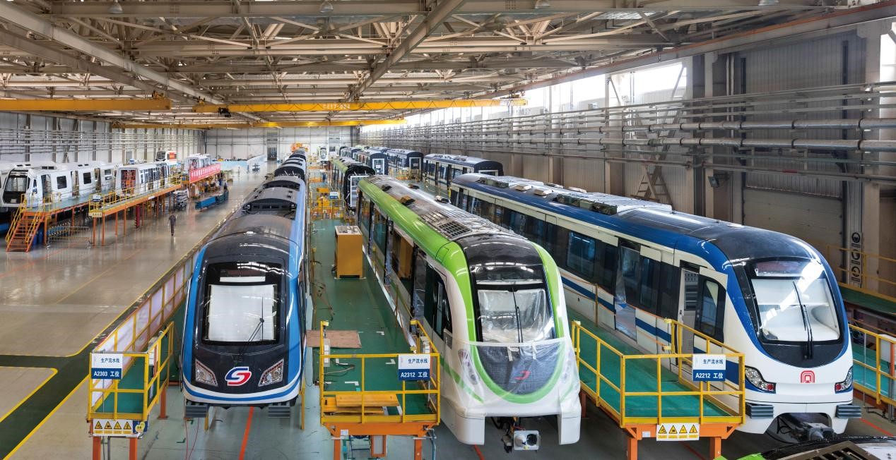 中国中车南京浦镇车辆有限公司生产的新型城市有轨电车。