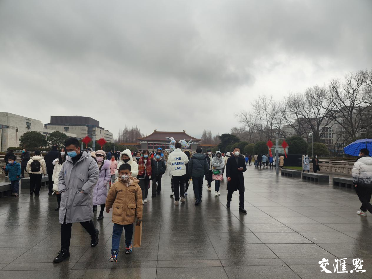 1月23日，南京博物院参观者络绎不绝