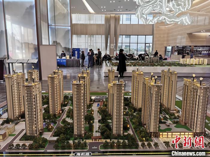 ͼΪ֣��ĳ��Ʒ����������չʾ��¥��ɳ�̡�(����ͼ) ������ ��