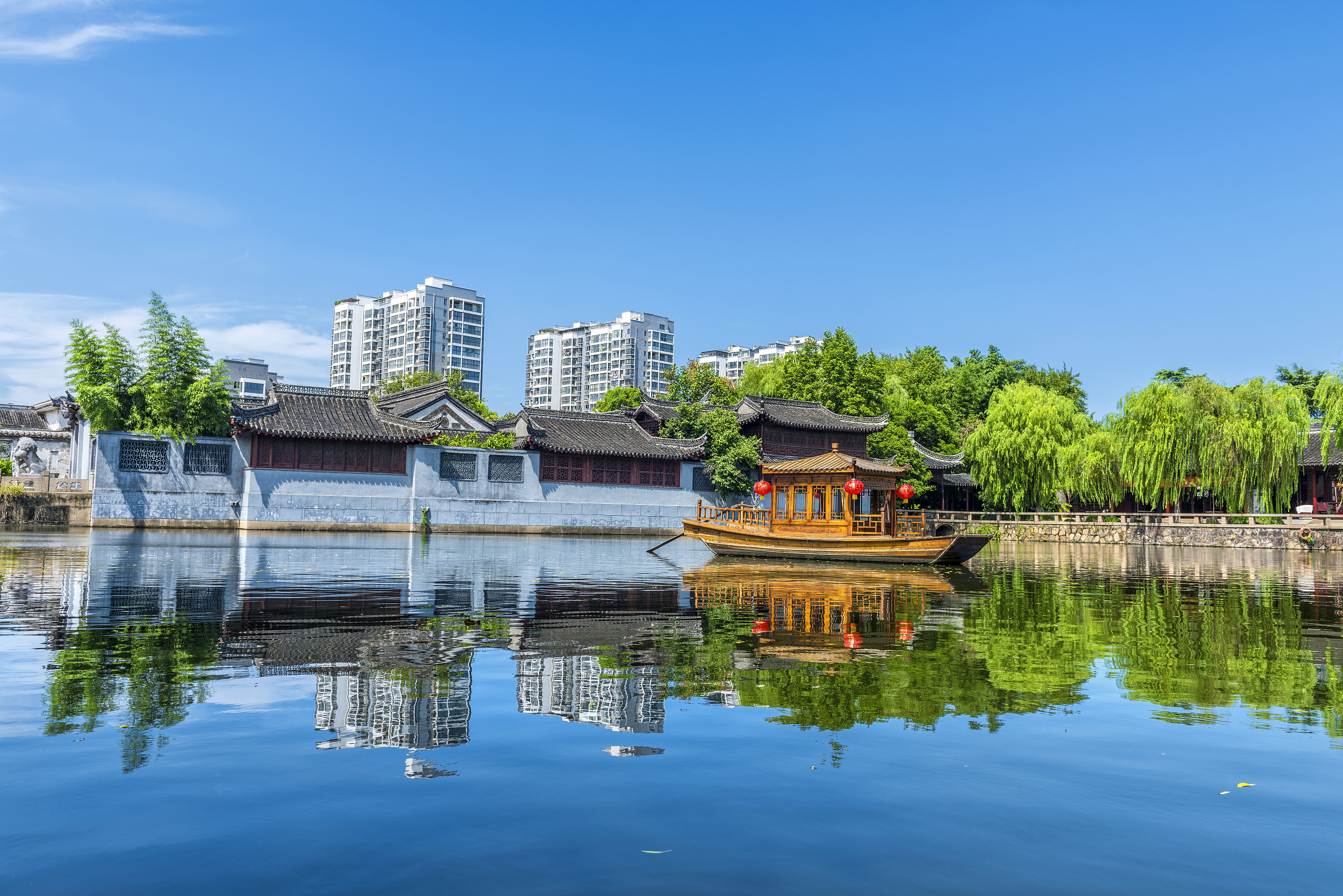 ���ˮ��԰ �Ӿ��й���ͼ