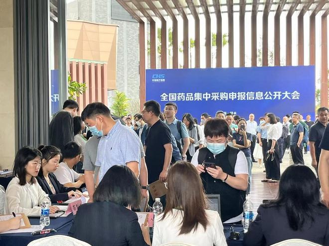 ��ҵ�Ŷ��ύ���� ��������߲��ľ���