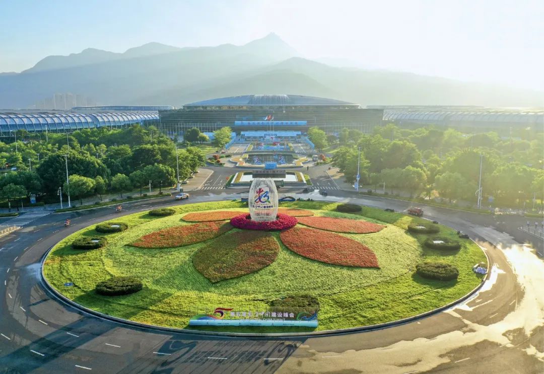 2022��7��23�գ��������ݣ��ԡ����������±�� ���������¸�֡�Ϊ����ĵ���������й������ῪĻ��