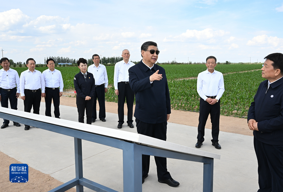 6��5����6�գ��й���������ǡ�������ϯ�������ί��ϯϰ��ƽ�����ɹŰ����׶����죬�������ٿ���ǿ��Į���ۺϷ��κ��ƽ������������ص���̬���̽�����̸�ᡣ����5�����磬ϰ��ƽ��λ�������غ��ϰ����ִ�ũҵʾ��԰�����졣�»������ л���� ��