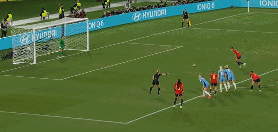 ����Ī���ٵ��ĵ��򱻶���˹����ѹ�����¡�