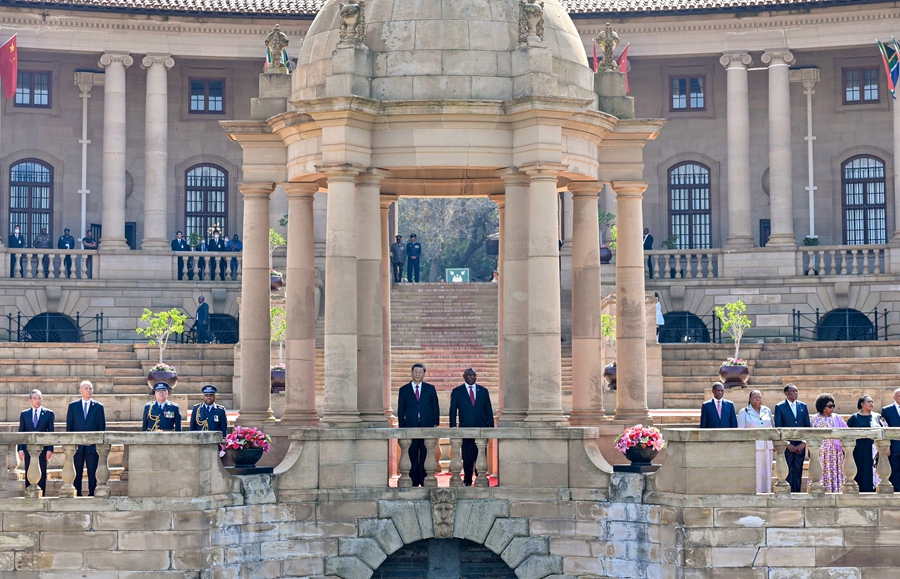 ����ʱ��8��22�����磬������ϯϰ��ƽ�ڱ�����������ͳ��ͬ�Ϸ���ͳ�����������л�̸��