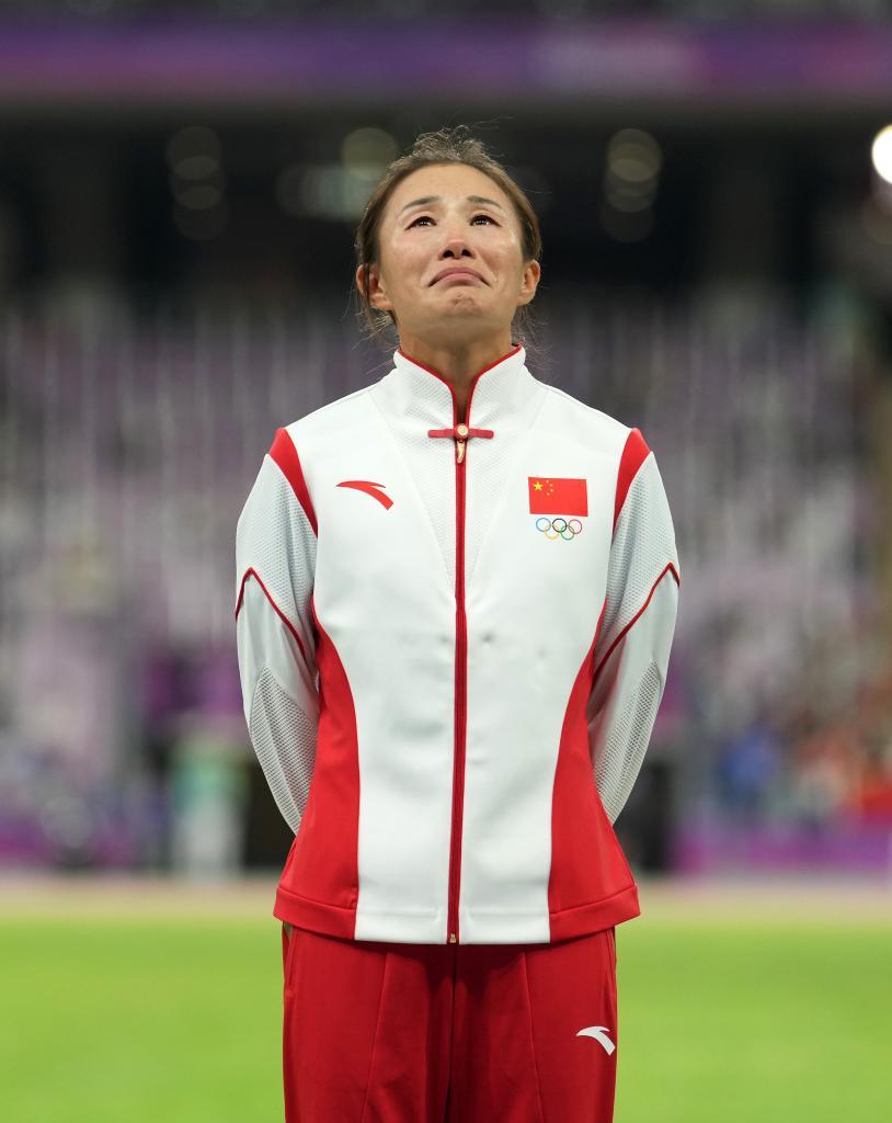 10��4�գ�����ʲ���ڰ佱��ʽ�����ᡣ�»������ ��� ��