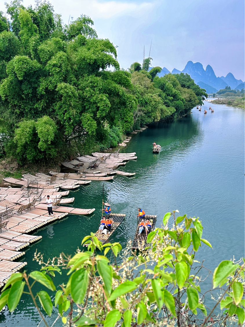 桂林山水甲天下,阳朔山水甲桂林.