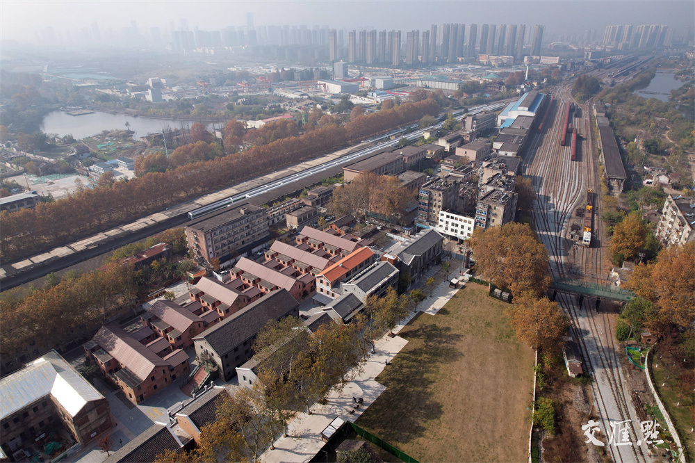 这里将引入文博展示、创意书店、特色民宿等多元业态，打造集游、购、食、宿、娱多功能一体的历史文化街区。