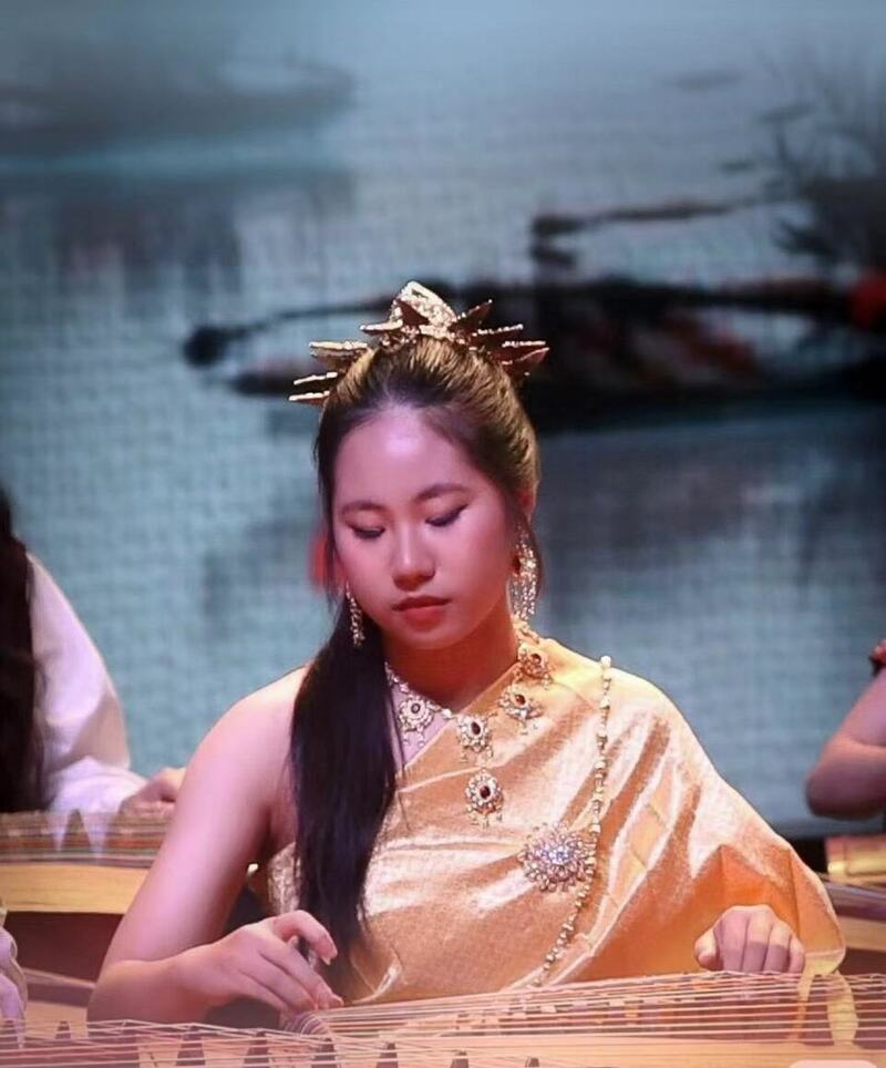 遇见中国|爱上古筝的泰国姑娘阿梦迪拉:在筝音中探索漫漫历史长河中的中国智慧与魅力