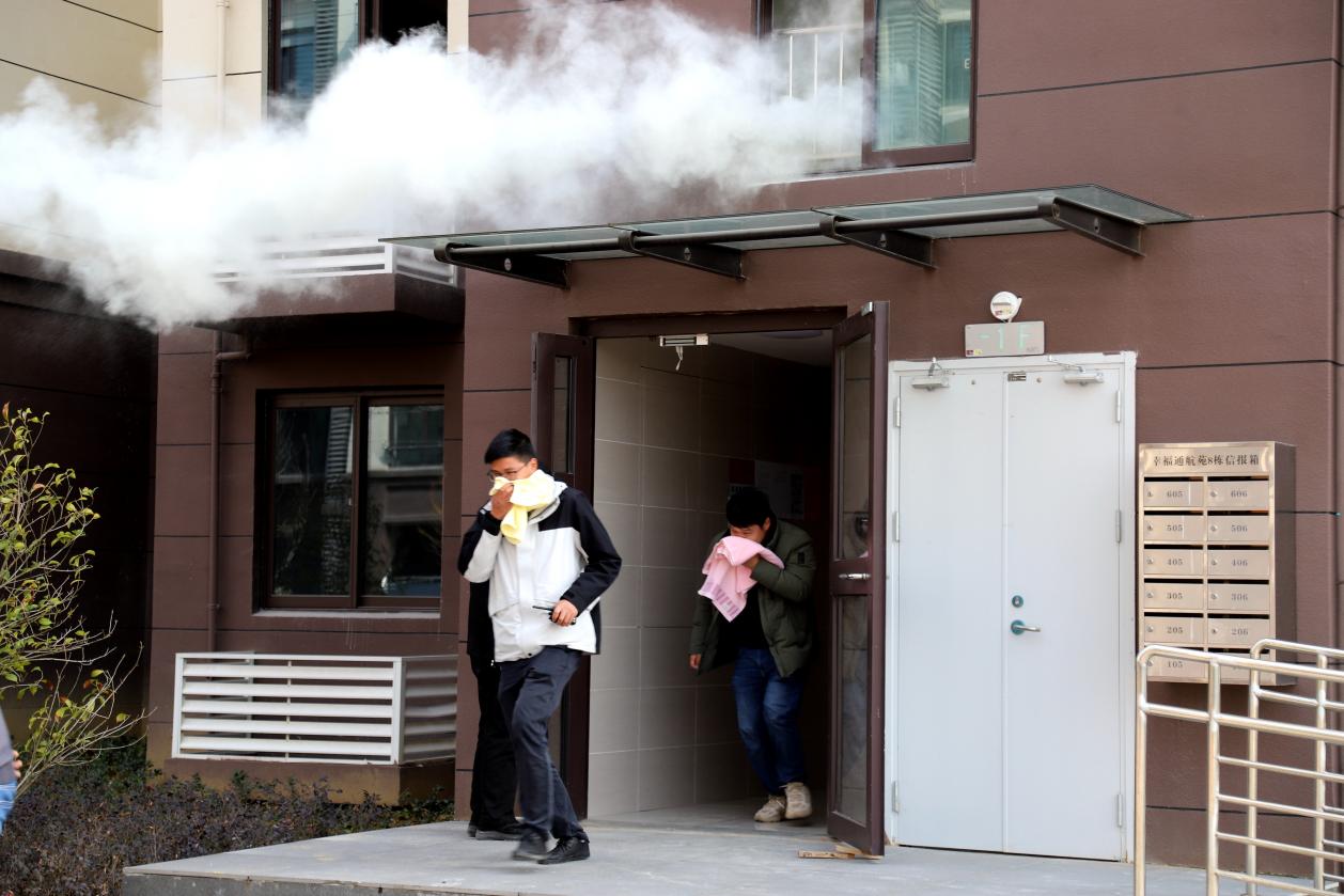 高淳桠溪开展消防安全疏散逃生演练