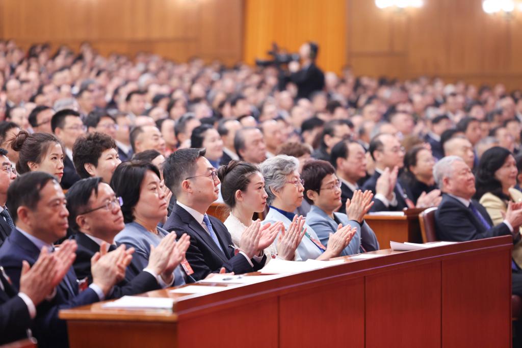 3月10日，中国人民政治协商会议第十四届全国委员会第二次会议在北京人民大会堂举行闭幕会。
新华社记者 邢广利 摄