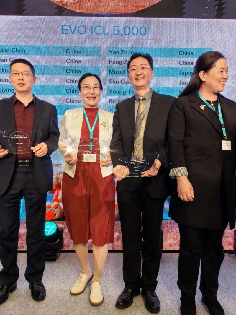 高级副总裁jim,全球首席运营官 warren,中国市场和渠道销售总监刘娟