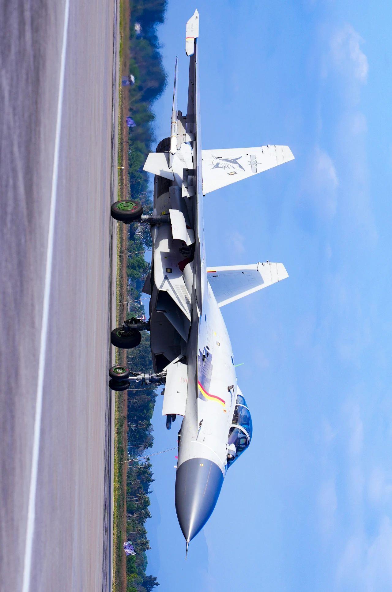 超炫酷舰载歼击机高清壁纸来了