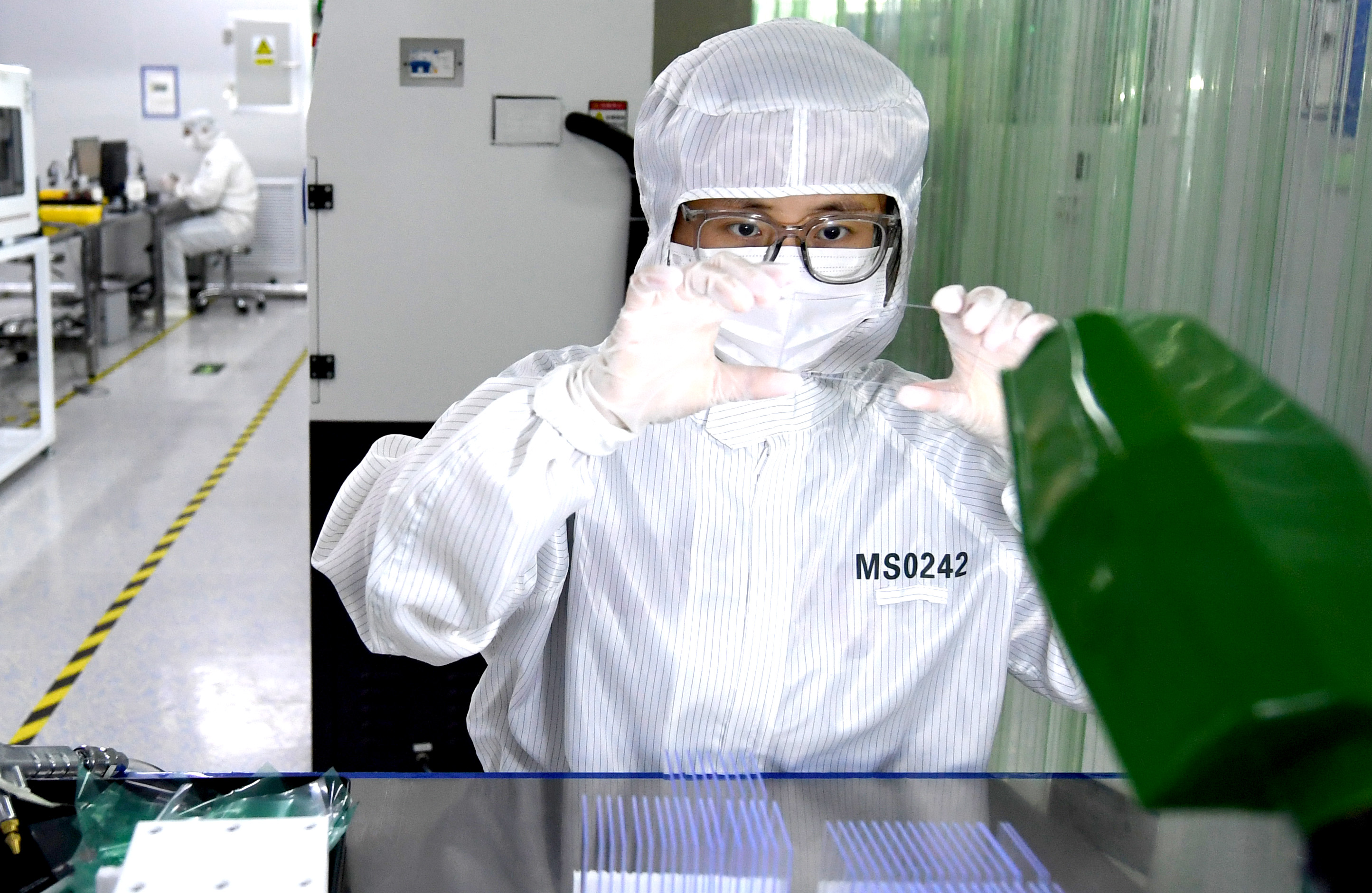 高质量发展调研行 | 苏州光电技术研究院:为"追光者"搭台鼓劲