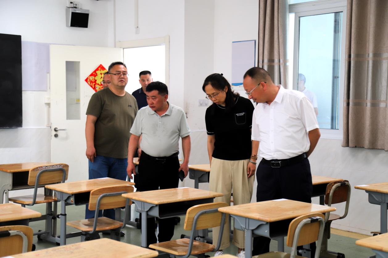 南京高淳桠溪:走访慰问中考考点 暖心护航莘莘学子