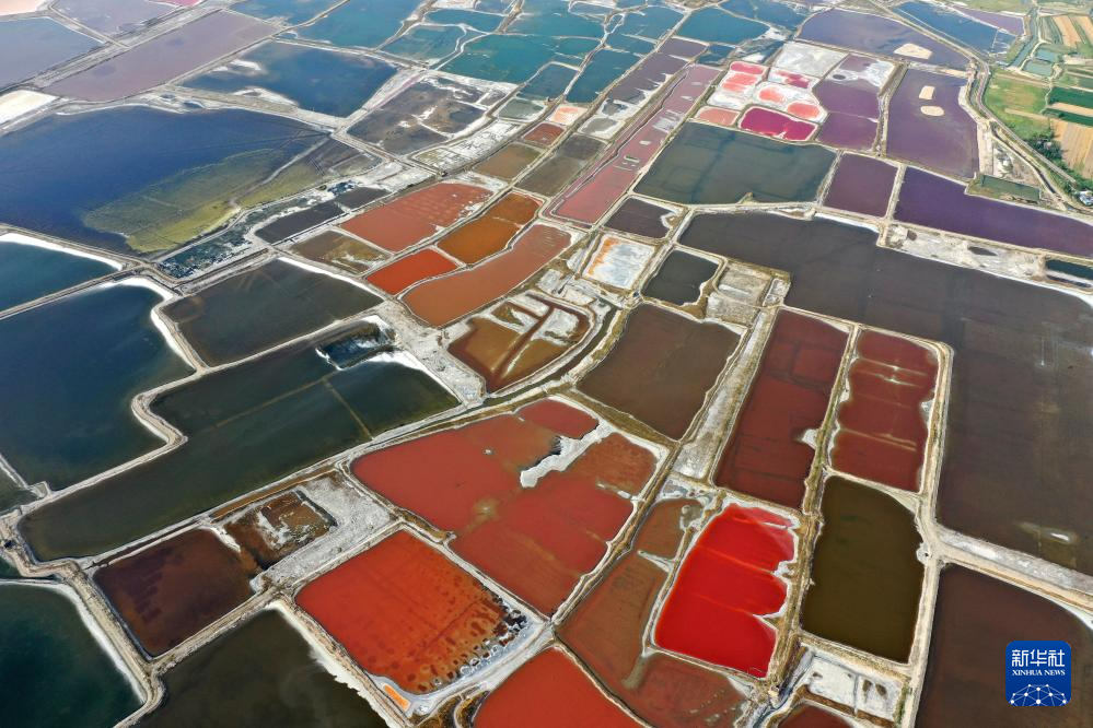 同时，《运城市盐湖保护条例》出台，盐湖保护有了法规依据，保护范围拓展至生态资源、自然资源和人文资源。