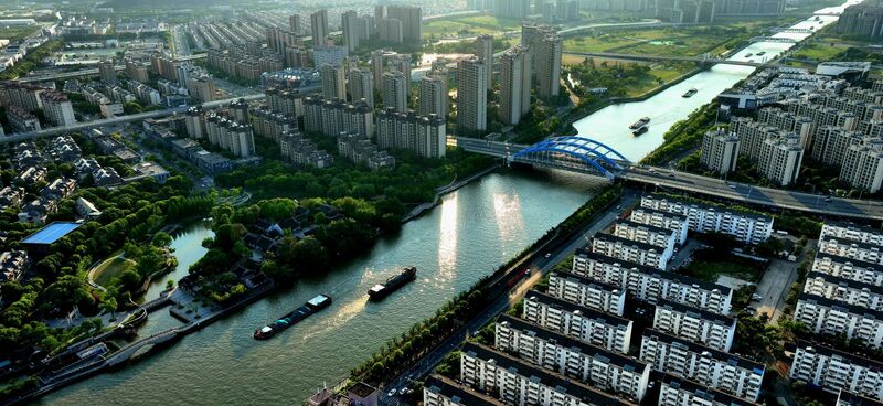 河载千年梦,船行浒关春。拍摄者:陆建明 河载千年梦,船行浒关春。拍摄者:陆建明