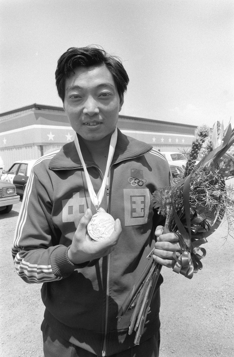 40年前,中国奥运首金!许海峰写下这篇日记