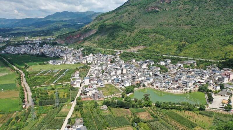 云南保山:“五治”融合 绘就法治乡村新蓝图 云南保山:“五治”融合 绘就法治乡村新蓝图