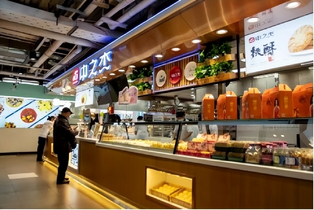 中之杰月饼持续多年卖断货,凭啥干翻网红店