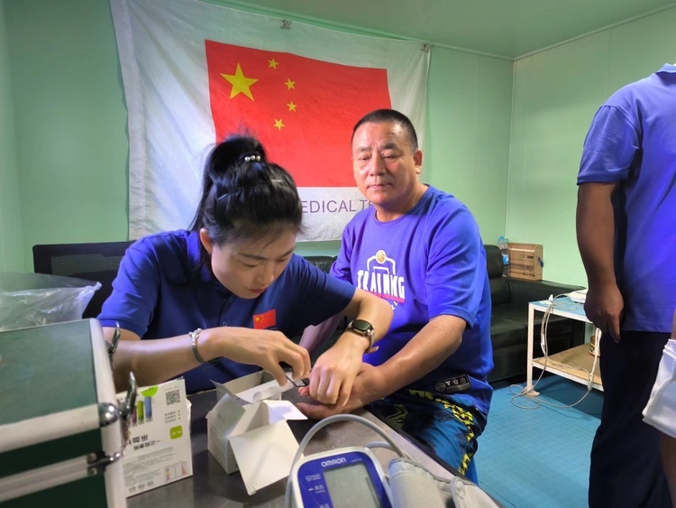 资讯有故事丨援外医疗队员的中秋心愿:“为更多有需要的人送去健康与希望”