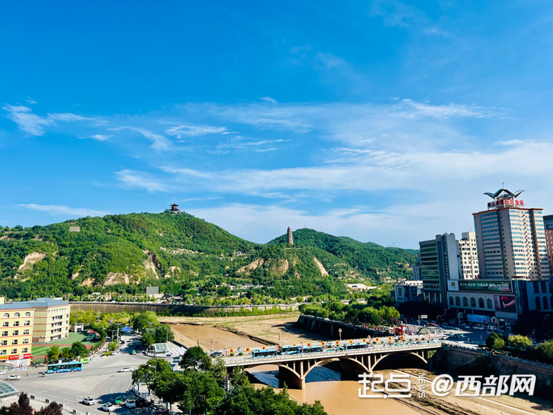 正在上传... 8b707532c3ca2dff51fb42444d6ab223.png