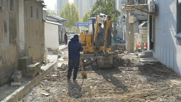 镇江很有前途无字幕003VA0[00_01_30][20241214-172110].png