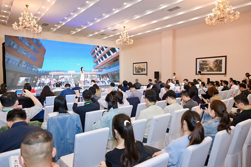 如图片无法显示,请刷新页面