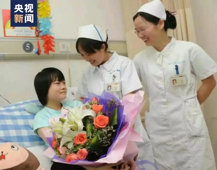 17年前被救的孩子们,如今闪闪发光!