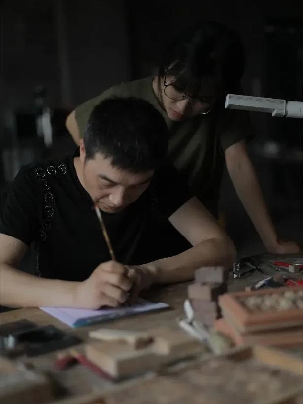 她是真的专注非遗,李子柒又来成都国际非遗节啦!.docx