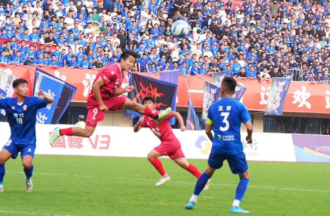 江苏超级足球联赛官网 - 2025赛季赛程+积分榜+视频直播激动人心！盐城战胜淮安问鼎苏超联赛总冠军